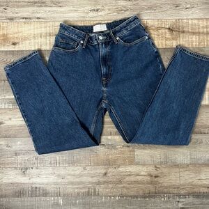 Everlane Women’s  Curvy Cheeky  Jeans in Deep Blue